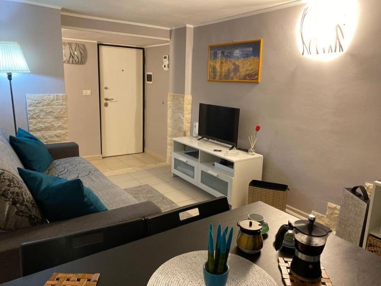 Iris Apartment Бари Экстерьер фото